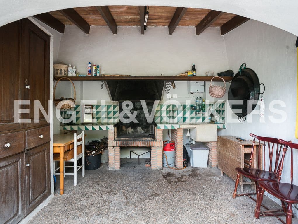 8 Zimmer Finca/Landgut zu verkaufen in Beniarjo mit Pool Garage - 495.000 € (Ref: 8239214)
