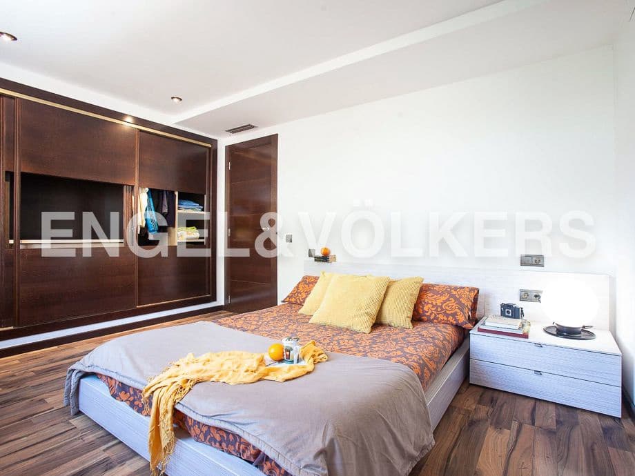 7 bedroom Villa for sale in Borriol with pool garage - € 950,000 (Ref: 8239238)