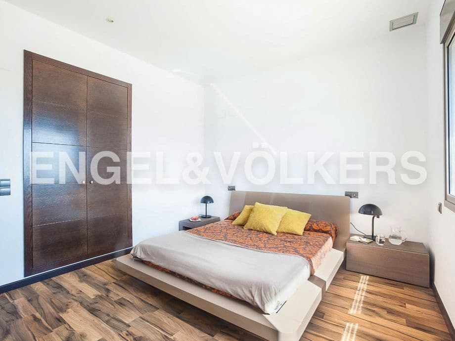 7 bedroom Villa for sale in Borriol with pool garage - € 950,000 (Ref: 8239238)