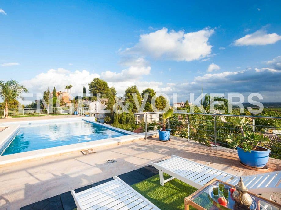 7 bedroom Villa for sale in Borriol with pool garage - € 950,000 (Ref: 8239238)