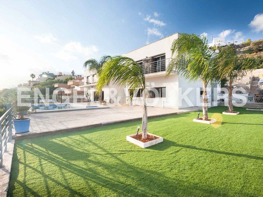 7 bedroom Villa for sale in Borriol with pool garage - € 950,000 (Ref: 8239238)