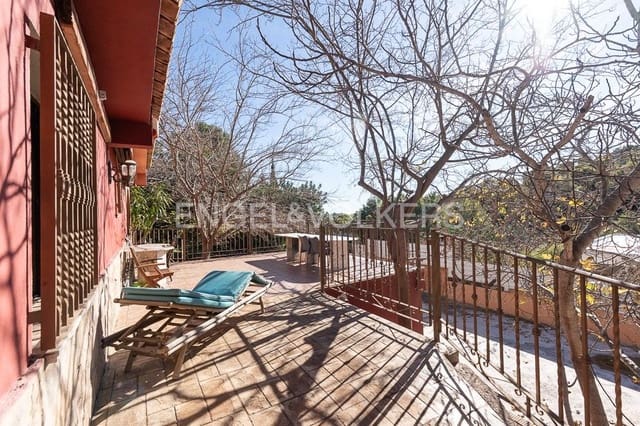 4 soveværelse Villa til salg i Sagunto / Sagunt med swimmingpool garage - € 335.000 (Ref: 8239241)