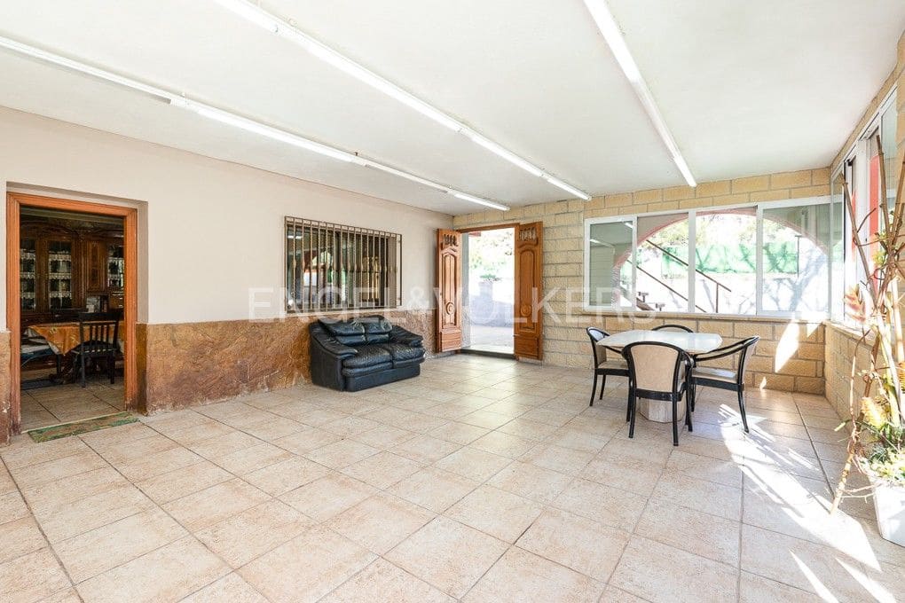 4 slaapkamer Villa te koop in Sagunto / Sagunt met zwembad garage - € 335.000 (Ref: 8239241)