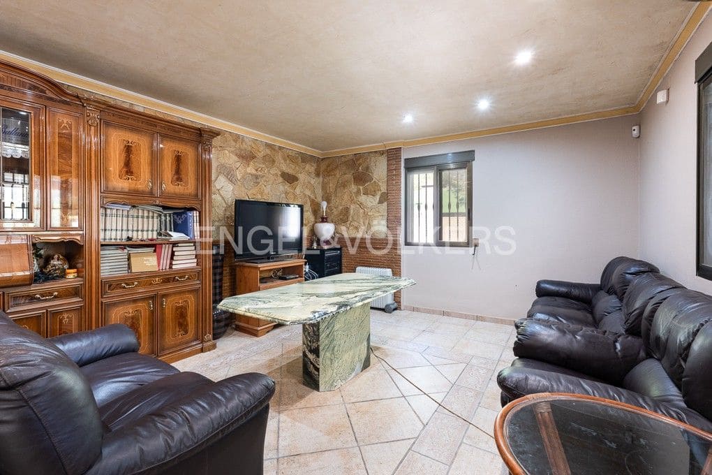 4 slaapkamer Villa te koop in Sagunto / Sagunt met zwembad garage - € 335.000 (Ref: 8239241)