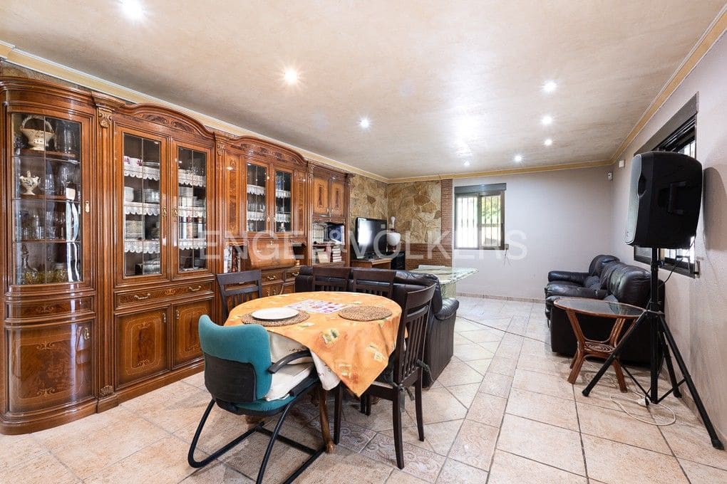 4 slaapkamer Villa te koop in Sagunto / Sagunt met zwembad garage - € 335.000 (Ref: 8239241)