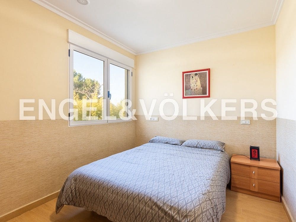 7 bedroom Villa for sale in L'Alcora with garage - € 435,000 (Ref: 8239244)
