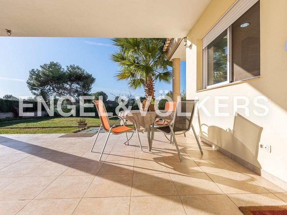 7 bedroom Villa for sale in L'Alcora with garage - € 435,000 (Ref: 8239244)