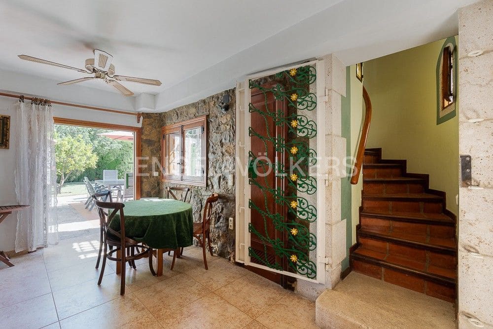 4 chambre Villa/Maison à vendre à L'Eliana avec piscine garage - 750 000 € (Ref: 8239245)