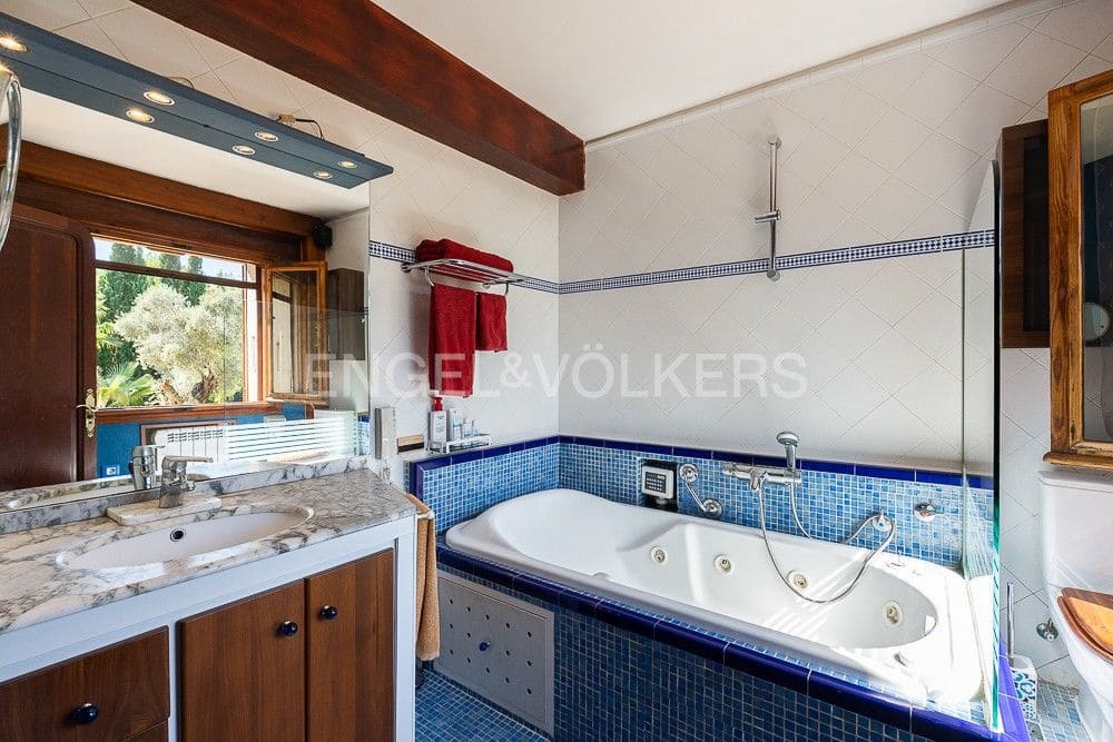 4 chambre Villa/Maison à vendre à L'Eliana avec piscine garage - 750 000 € (Ref: 8239245)