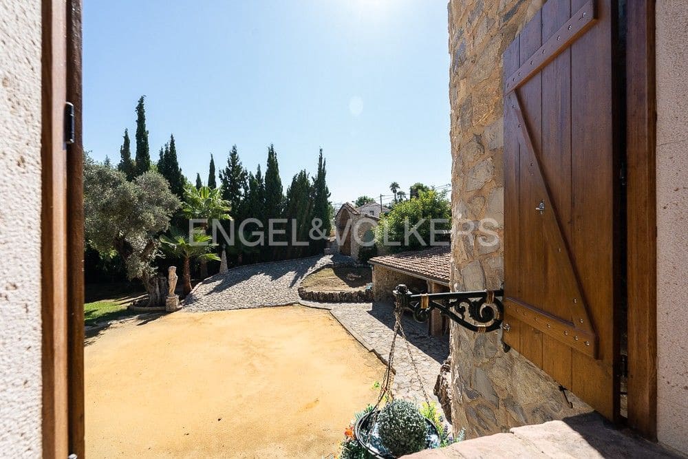 4 chambre Villa/Maison à vendre à L'Eliana avec piscine garage - 750 000 € (Ref: 8239245)