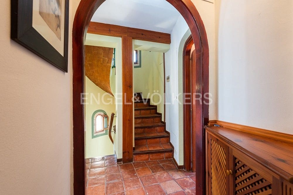 4 chambre Villa/Maison à vendre à L'Eliana avec piscine garage - 750 000 € (Ref: 8239245)