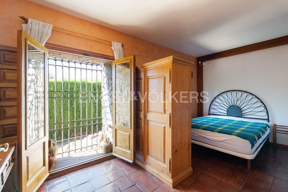 4 chambre Villa/Maison à vendre à L'Eliana avec piscine garage - 750 000 € (Ref: 8239245)