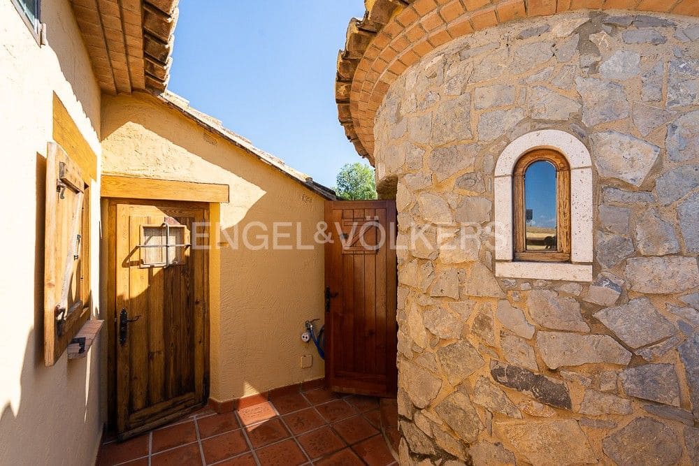 4 chambre Villa/Maison à vendre à L'Eliana avec piscine garage - 750 000 € (Ref: 8239245)