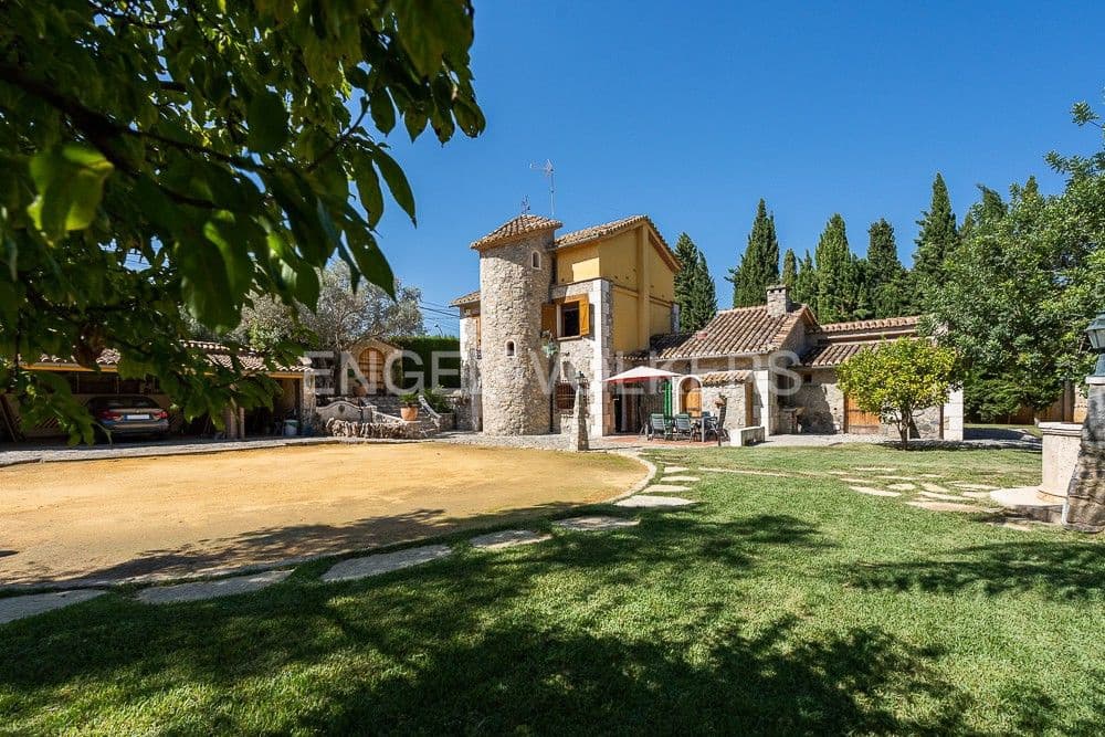 4 chambre Villa/Maison à vendre à L'Eliana avec piscine garage - 750 000 € (Ref: 8239245)