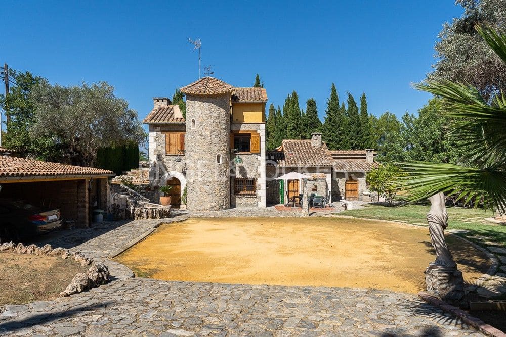 4 chambre Villa/Maison à vendre à L'Eliana avec piscine garage - 750 000 € (Ref: 8239245)