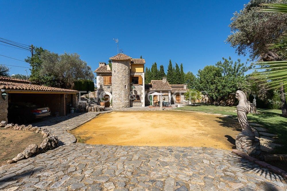 4 chambre Villa/Maison à vendre à L'Eliana avec piscine garage - 750 000 € (Ref: 8239245)
