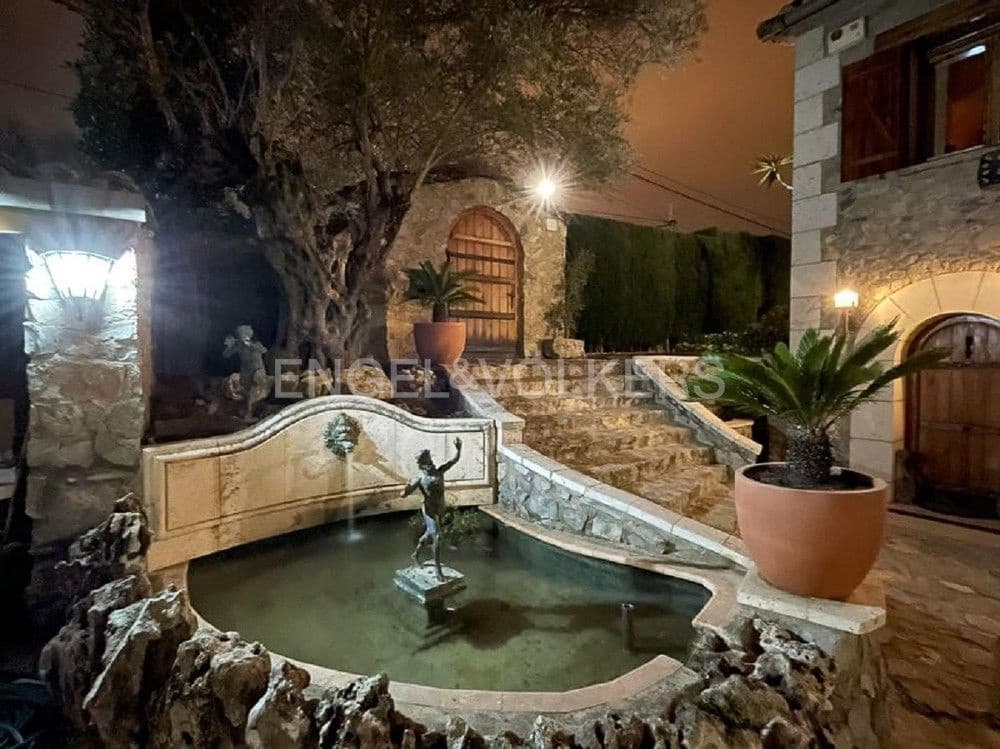 4 chambre Villa/Maison à vendre à L'Eliana avec piscine garage - 750 000 € (Ref: 8239245)