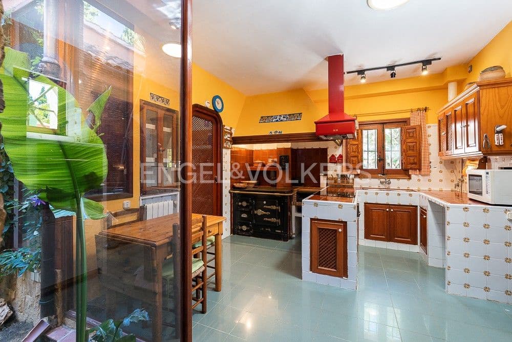 4 chambre Villa/Maison à vendre à L'Eliana avec piscine garage - 750 000 € (Ref: 8239245)