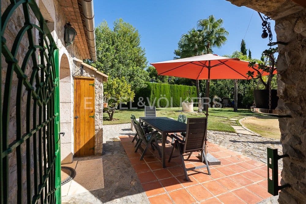 4 chambre Villa/Maison à vendre à L'Eliana avec piscine garage - 750 000 € (Ref: 8239245)