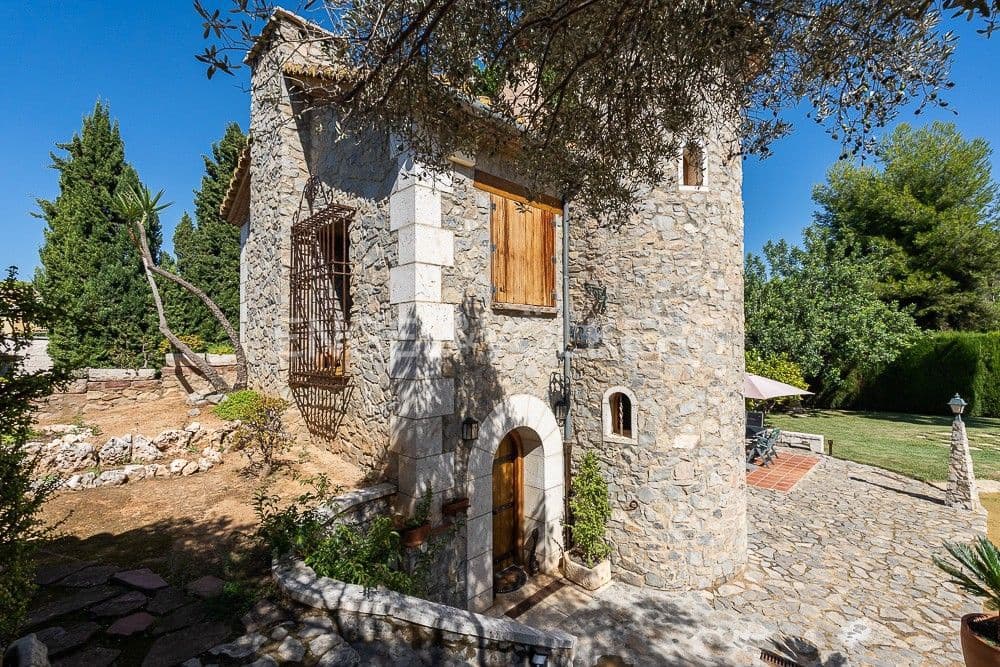 4 chambre Villa/Maison à vendre à L'Eliana avec piscine garage - 750 000 € (Ref: 8239245)