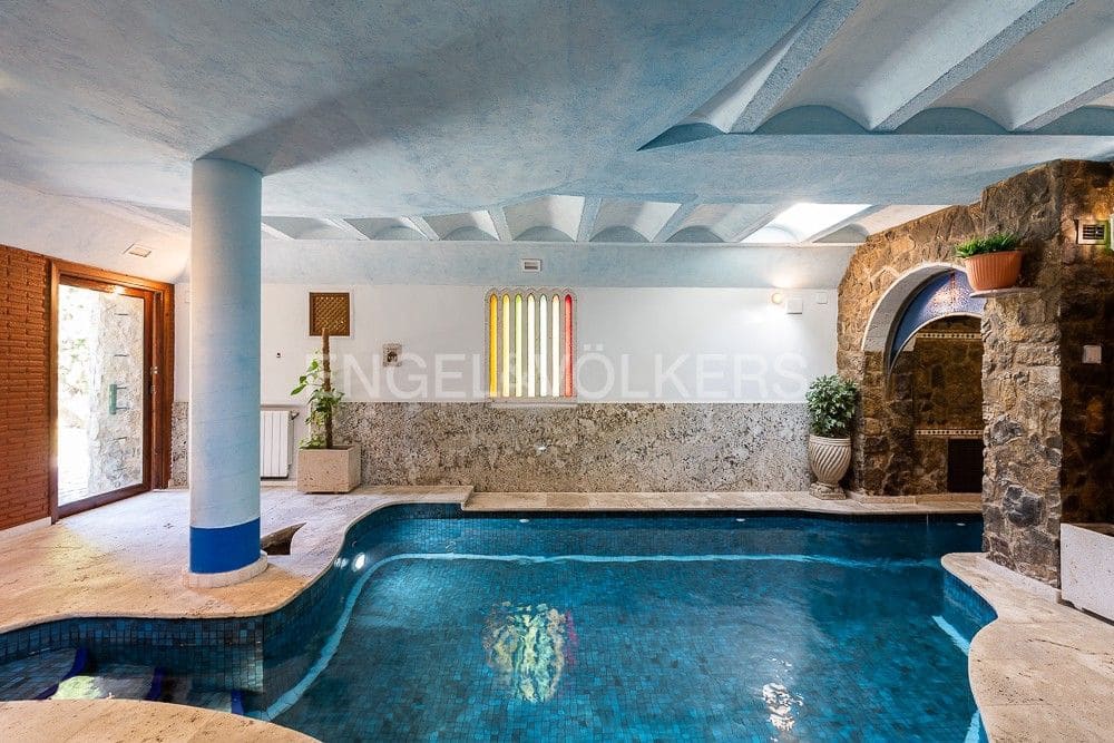 4 chambre Villa/Maison à vendre à L'Eliana avec piscine garage - 750 000 € (Ref: 8239245)