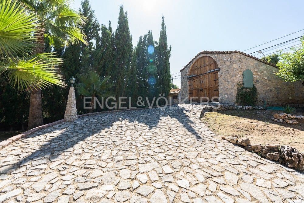 4 chambre Villa/Maison à vendre à L'Eliana avec piscine garage - 750 000 € (Ref: 8239245)