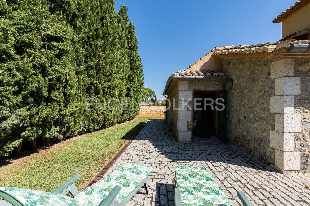 4 chambre Villa/Maison à vendre à L'Eliana avec piscine garage - 750 000 € (Ref: 8239245)