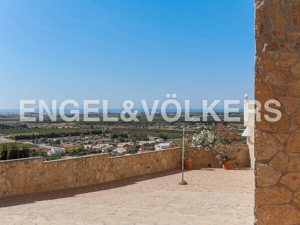 Villa/Maison à vendre à Vinaros avec piscine garage - 820 000 € (Ref: 8239256)