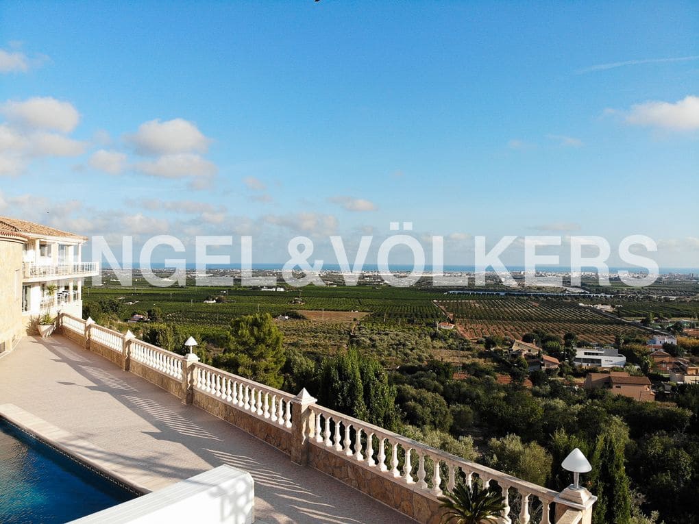 Villa/Maison à vendre à Vinaros avec piscine garage - 820 000 € (Ref: 8239256)