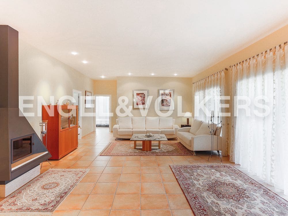 Villa/Maison à vendre à Vinaros avec piscine garage - 820 000 € (Ref: 8239256)