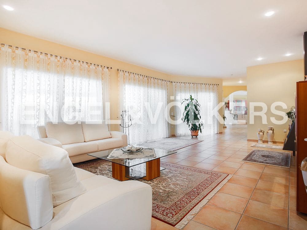 Villa/Maison à vendre à Vinaros avec piscine garage - 820 000 € (Ref: 8239256)