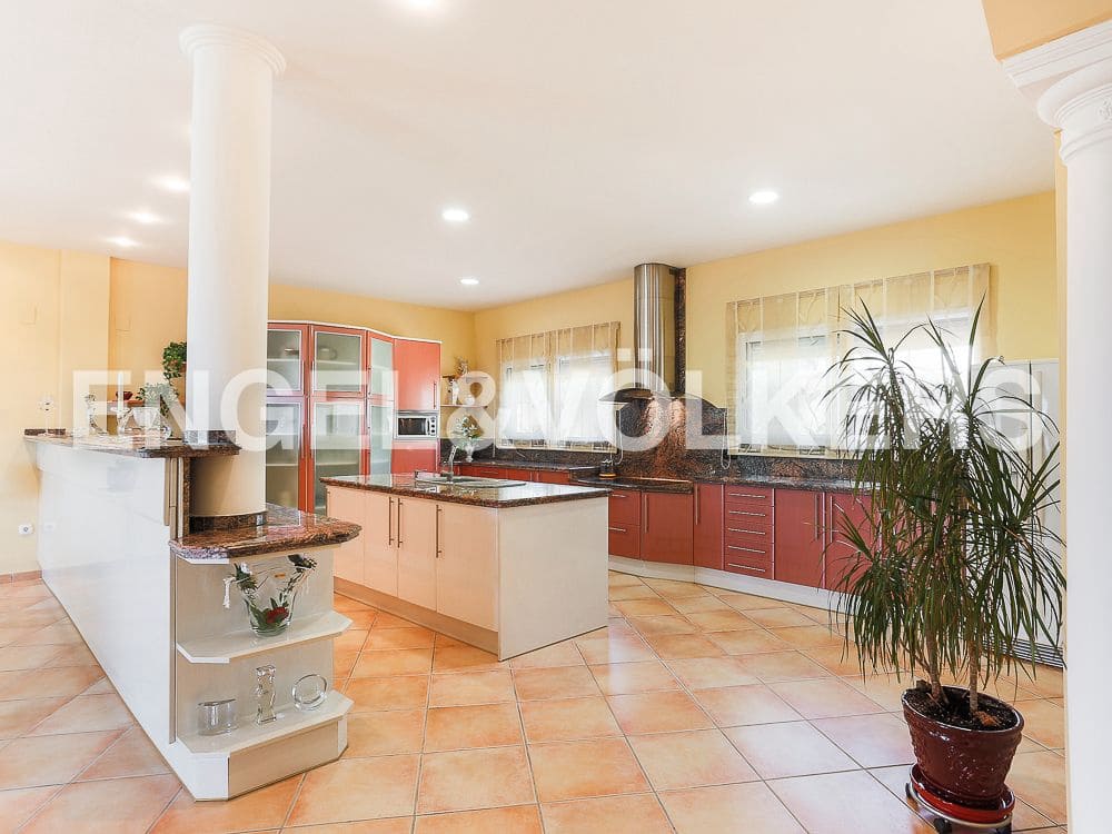 Villa/Maison à vendre à Vinaros avec piscine garage - 820 000 € (Ref: 8239256)