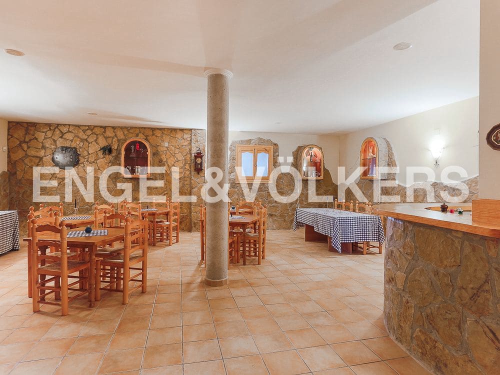 Villa/Maison à vendre à Vinaros avec piscine garage - 820 000 € (Ref: 8239256)