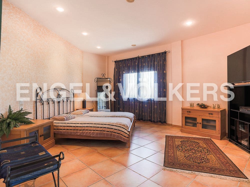 Villa/Maison à vendre à Vinaros avec piscine garage - 820 000 € (Ref: 8239256)