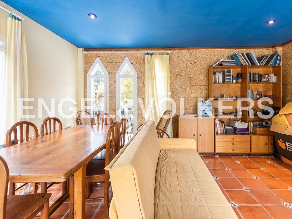 4 bedroom Finca/Country House for sale in Castello de la Plana with pool garage - € 625,000 (Ref: 8239275)