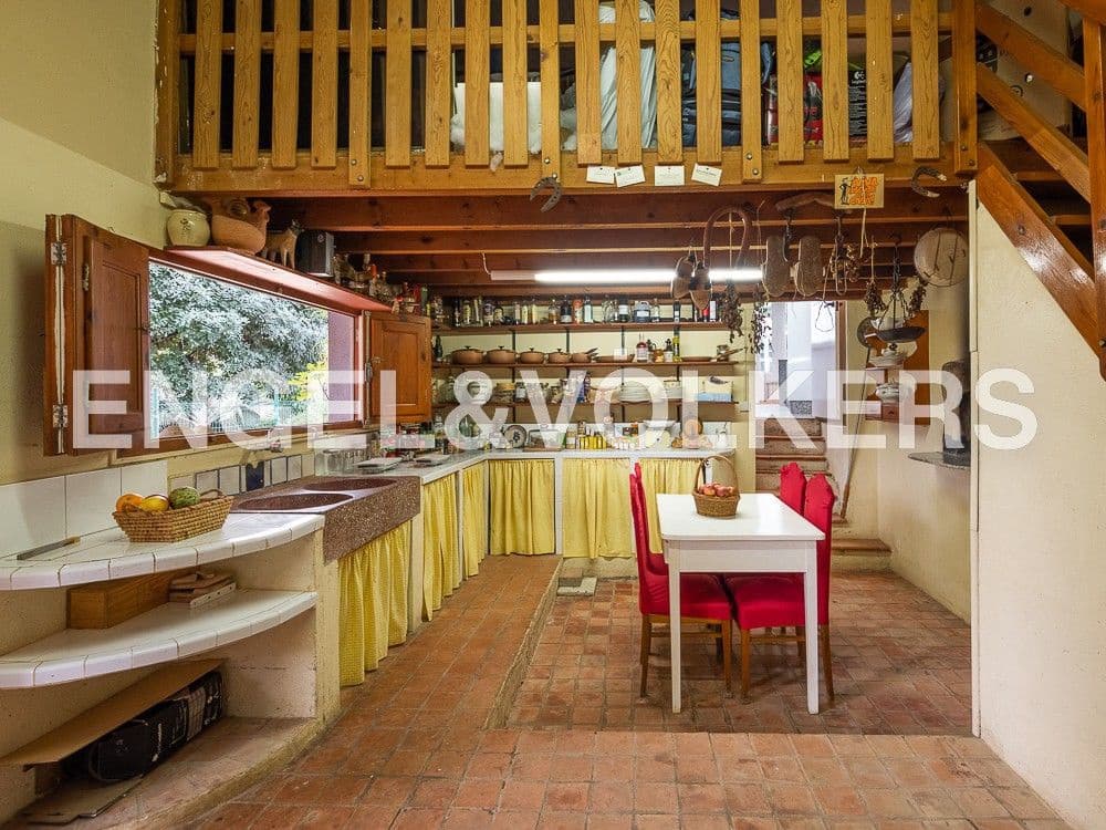 4 bedroom Finca/Country House for sale in Castello de la Plana with pool garage - € 625,000 (Ref: 8239275)