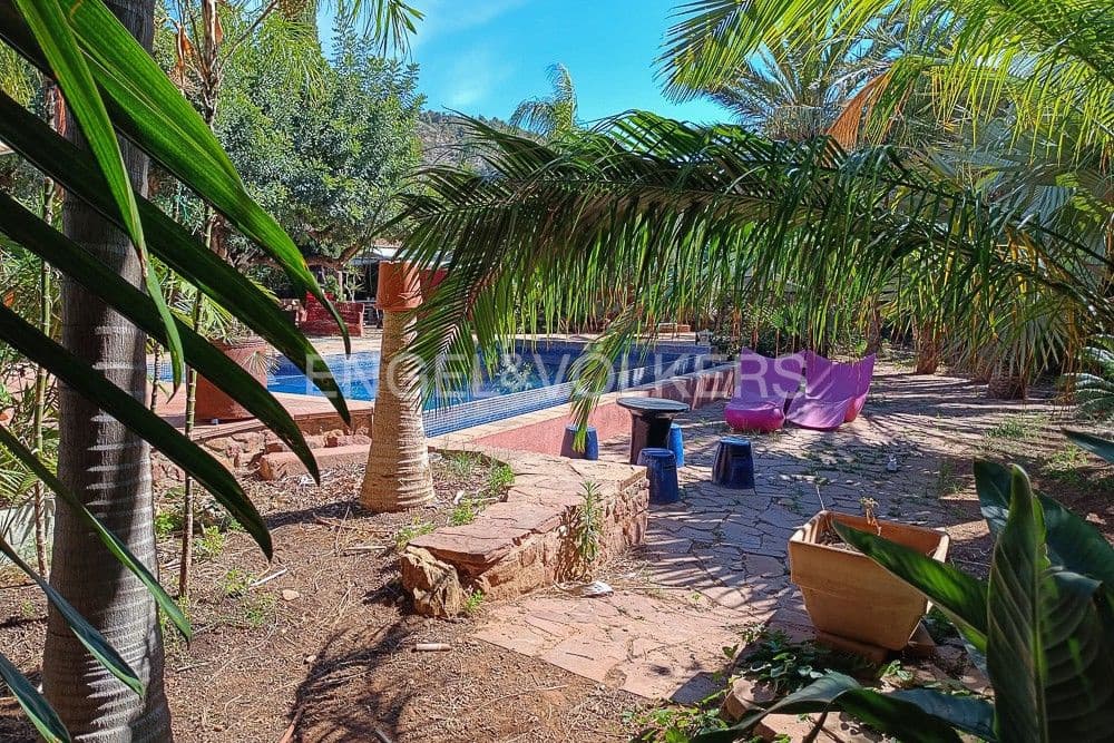 4 bedroom Finca/Country House for sale in Castello de la Plana with pool garage - € 625,000 (Ref: 8239275)