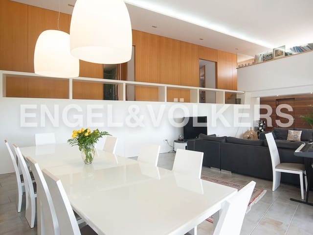 6 bedroom Villa for sale in Borriol with pool garage - € 2,200,000 (Ref: 8239282)