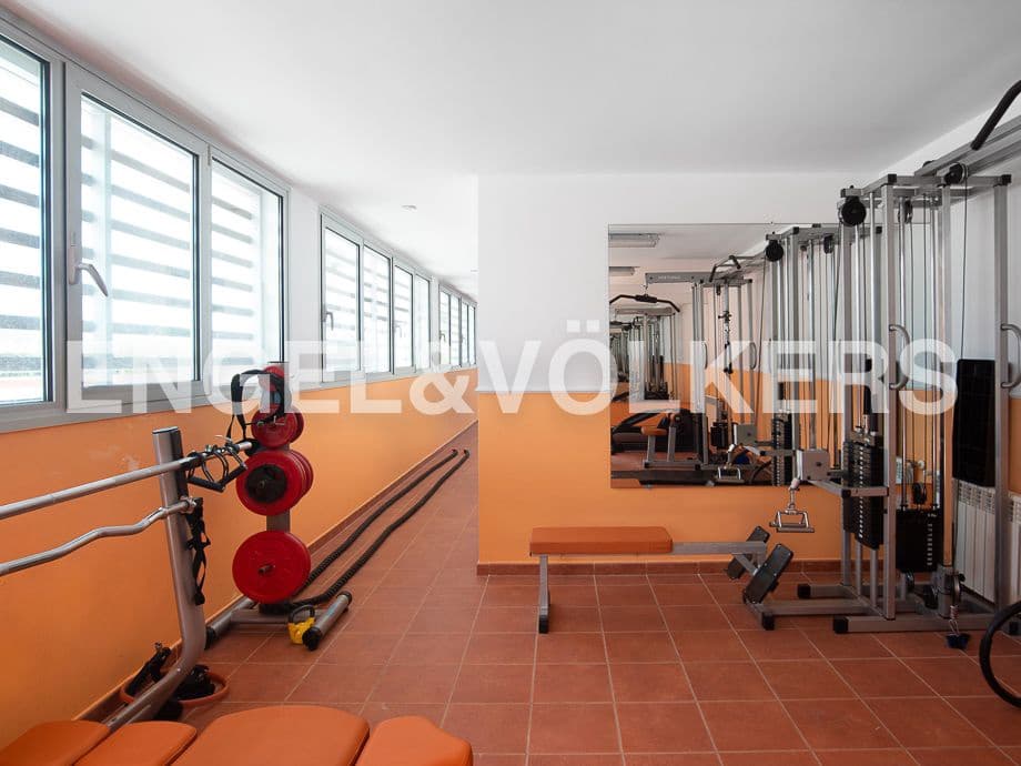 6 bedroom Villa for sale in Borriol with pool garage - € 2,200,000 (Ref: 8239282)