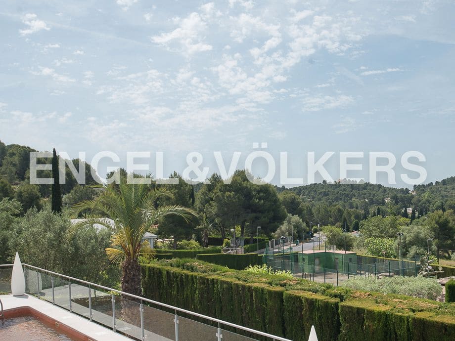6 bedroom Villa for sale in Borriol with pool garage - € 2,200,000 (Ref: 8239282)