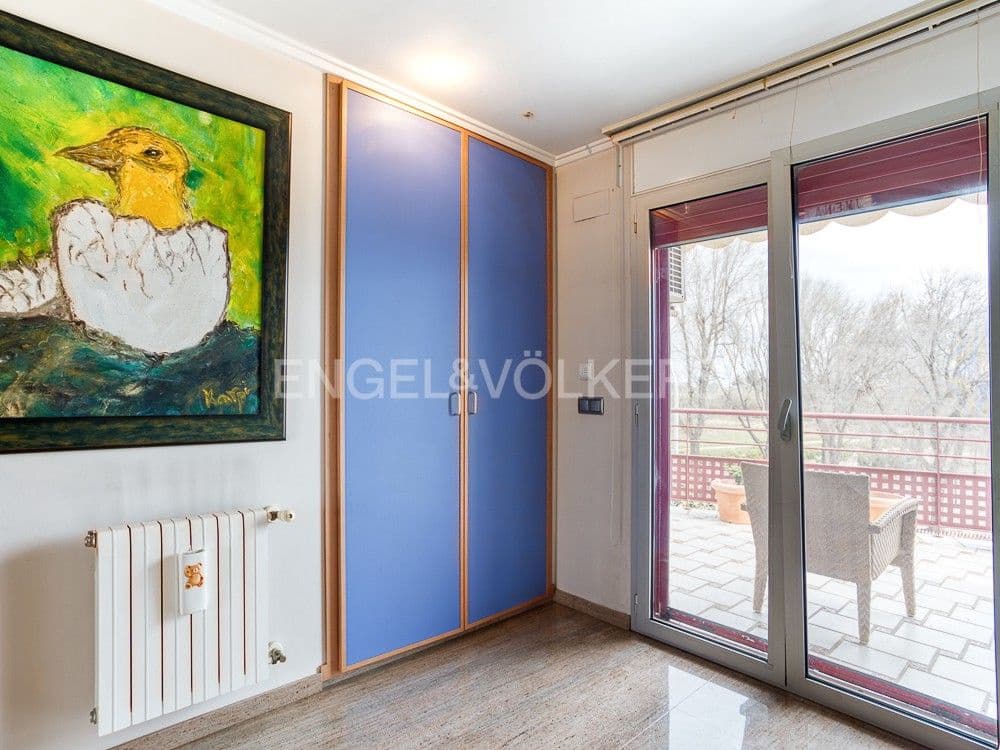 4 soverom Villa til salgs i Oliva med svømmebasseng garasje - € 570 000 (Ref: 8239287)