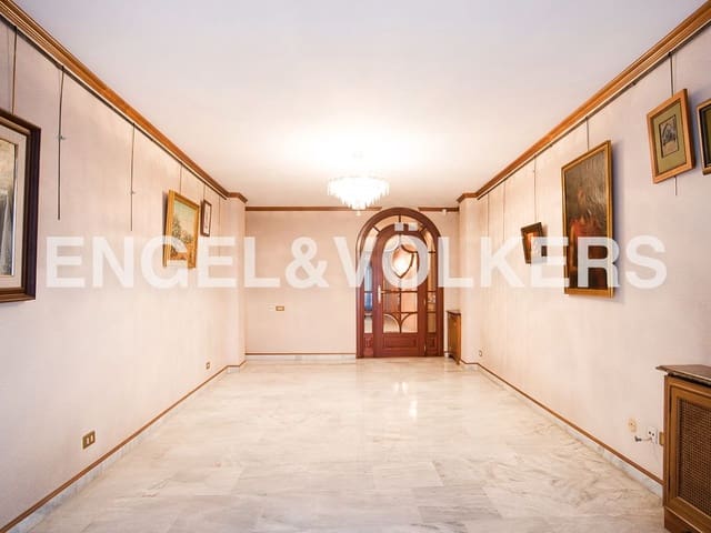Casa de 6 habitaciones en Centro, Castelló de la Plana en venta - 600.000 € (Ref: 8239297)