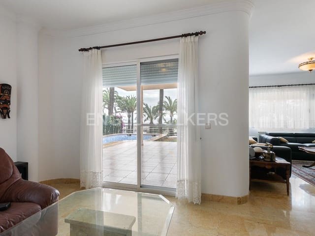 Chalet de 6 habitaciones en El Faro - El Dossel, Cullera en venta con piscina garaje - 1.600.000 € (Ref: 8239303)