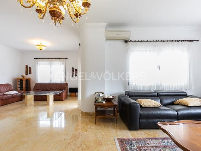Chalet de 6 habitaciones en El Faro - El Dossel, Cullera en venta con piscina garaje - 1.600.000 € (Ref: 8239303)