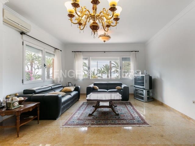 Chalet de 6 habitaciones en El Faro - El Dossel, Cullera en venta con piscina garaje - 1.600.000 € (Ref: 8239303)