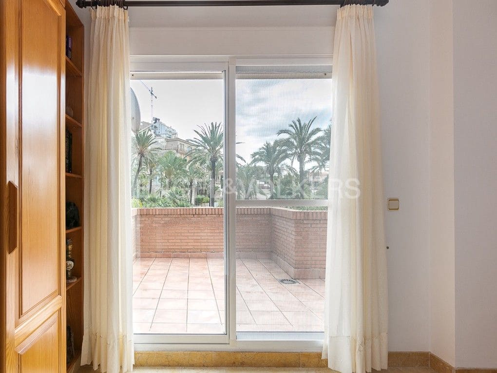 Chalet de 6 habitaciones en Cullera en venta con piscina garaje - 1.600.000 € (Ref: 8239303)