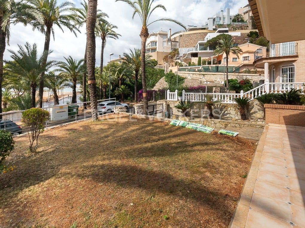 Chalet de 6 habitaciones en Cullera en venta con piscina garaje - 1.600.000 € (Ref: 8239303)