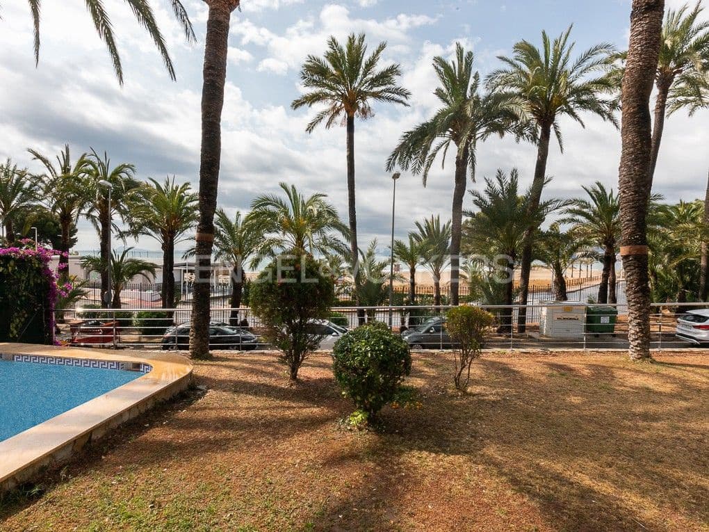 Chalet de 6 habitaciones en Cullera en venta con piscina garaje - 1.600.000 € (Ref: 8239303)