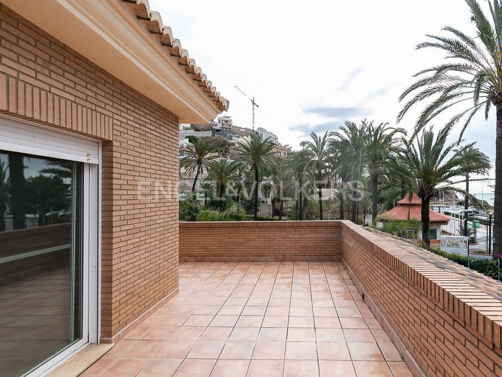Chalet de 6 habitaciones en Cullera en venta con piscina garaje - 1.600.000 € (Ref: 8239303)