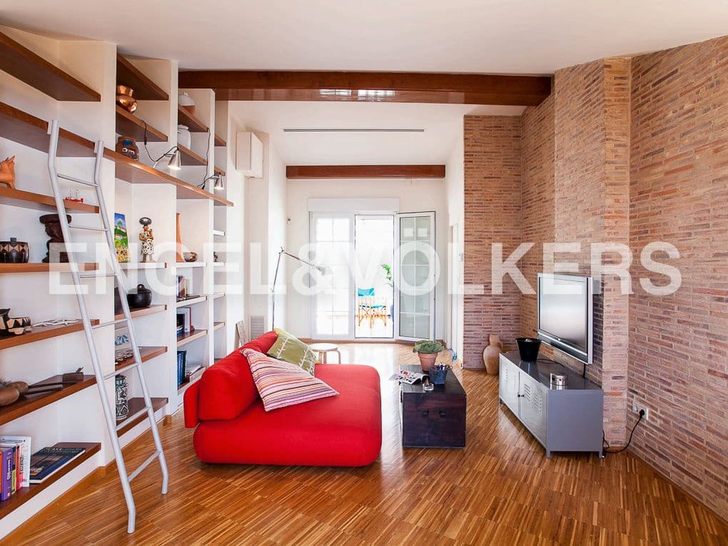 7 bedroom Commercial for sale in Gandia with garage - € 735,000 (Ref: 8239304)